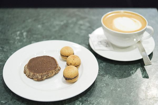世界初！阪急うめだにオープンしたマルニのカフェ。気になるフードメニューや限定プロダクトなど一挙公開