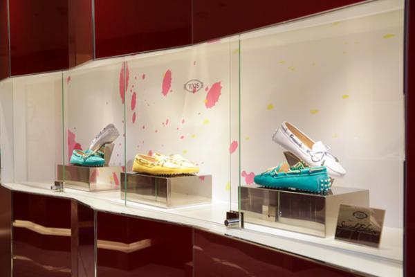 トッズがアイコンシューズ「ゴンミーニ」の日本限定モデルを9日に発売。新宿伊勢丹限定モデルのトートも登場