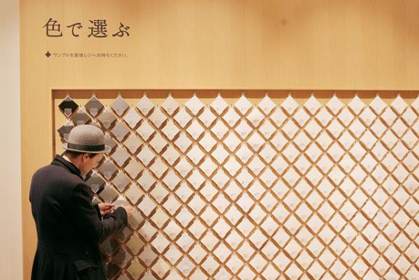 【銀座再発見】ギャラリーや老舗文具店を巡りクリエーションのヒントを探す街ーアートディレクターのプシエメク・ソブツキ(PR)