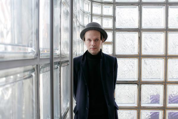 【銀座再発見】ギャラリーや老舗文具店を巡りクリエーションのヒントを探す街ーアートディレクターのプシエメク・ソブツキ(PR)