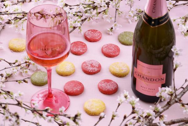 桜の名所をシャンパン片手にめぐる「お花見 CHANDON」、今年も中目黒に期間限定バー
