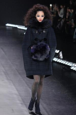 「ファッションはファンタジー」ケイタ マルヤマが誘う夢の中の夜会【16-17AWウィメンズ】