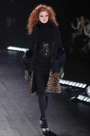 「ファッションはファンタジー」ケイタ マルヤマが誘う夢の中の夜会【16-17AWウィメンズ】