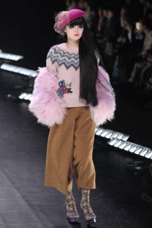 「ファッションはファンタジー」ケイタ マルヤマが誘う夢の中の夜会【16-17AWウィメンズ】