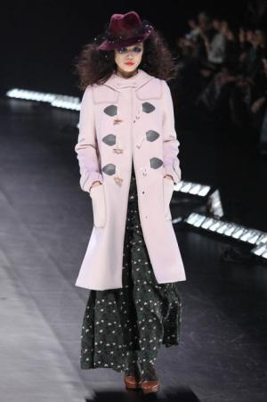 「ファッションはファンタジー」ケイタ マルヤマが誘う夢の中の夜会【16-17AWウィメンズ】