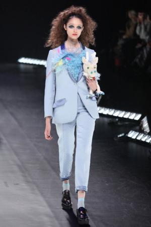 「ファッションはファンタジー」ケイタ マルヤマが誘う夢の中の夜会【16-17AWウィメンズ】