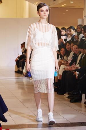 ミランダ・カーが閉店後の新宿伊勢丹に！サマンサタバサ×伊勢丹による一夜限りのファッションショー