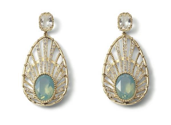 旅立ちの季節、謝恩会や入学式に映える華やぎアクセを新宿伊勢丹でセレクト【Pick Up Accessories vol.6】