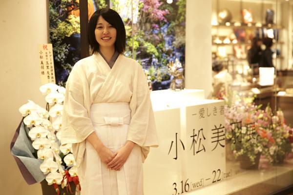 銀座三越で一夜限りのパーティー。“ピンク”のドレスコードでマドモアゼル・ユリア、エリーローズらも参加