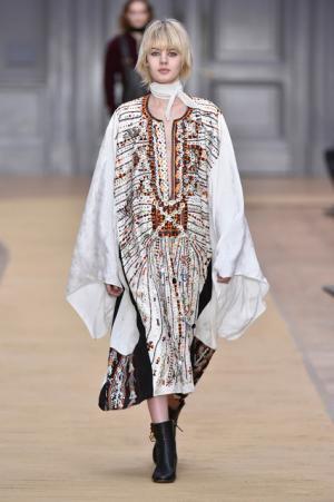 荒野をノマディックに旅するクロエのワードローブ【16-17AWウィメンズ】