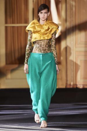 70年代ガレージロックに着想を得たアクネ ストゥディオズのフリースタイル【16-17AWウィメンズ】