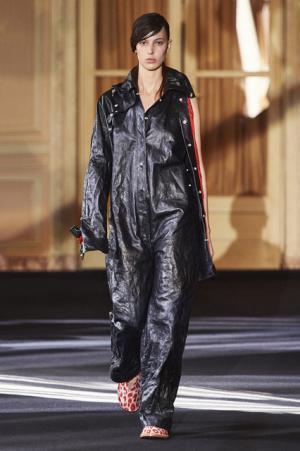 70年代ガレージロックに着想を得たアクネ ストゥディオズのフリースタイル【16-17AWウィメンズ】