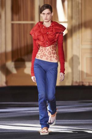 70年代ガレージロックに着想を得たアクネ ストゥディオズのフリースタイル【16-17AWウィメンズ】