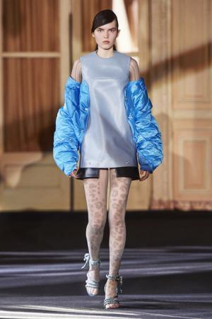 70年代ガレージロックに着想を得たアクネ ストゥディオズのフリースタイル【16-17AWウィメンズ】