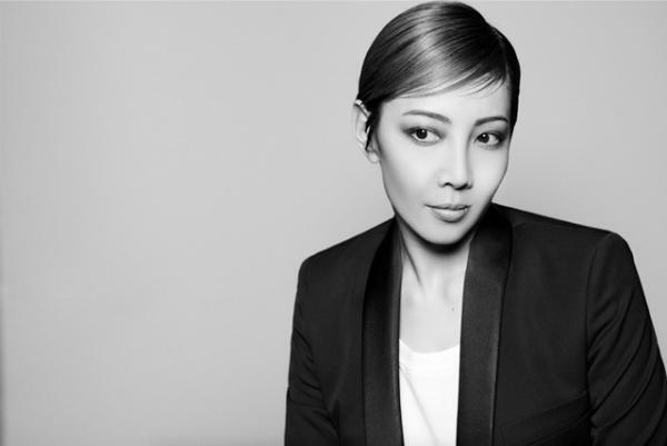 VOGUE JAPANが選ぶTAO、荒川静香ら6人の女性の“美”を撮りおろした写真展をNEWoManで開催