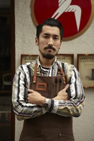 富ヶ谷で人気のカフェ＆バー・FUGLEN TOKYOでバーテンダーを務める野村空人