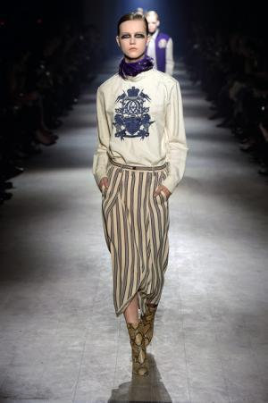 芸術家たちのミューズ・カサッティ侯爵夫人のエキセントリック魂を継ぐドリス ヴァン ノッテン【16-17AWウィメンズ】