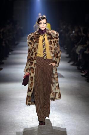 芸術家たちのミューズ・カサッティ侯爵夫人のエキセントリック魂を継ぐドリス ヴァン ノッテン【16-17AWウィメンズ】