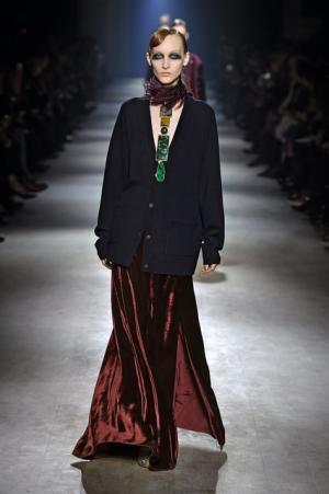 芸術家たちのミューズ・カサッティ侯爵夫人のエキセントリック魂を継ぐドリス ヴァン ノッテン【16-17AWウィメンズ】