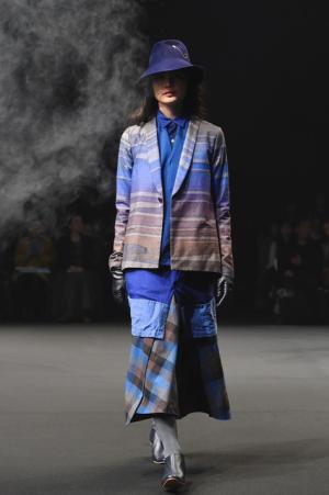 まとふ、日本の美意識に根付くおぼろを尊ぶ【16-17AWウィメンズ】