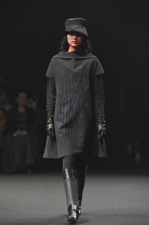 まとふ、日本の美意識に根付くおぼろを尊ぶ【16-17AWウィメンズ】