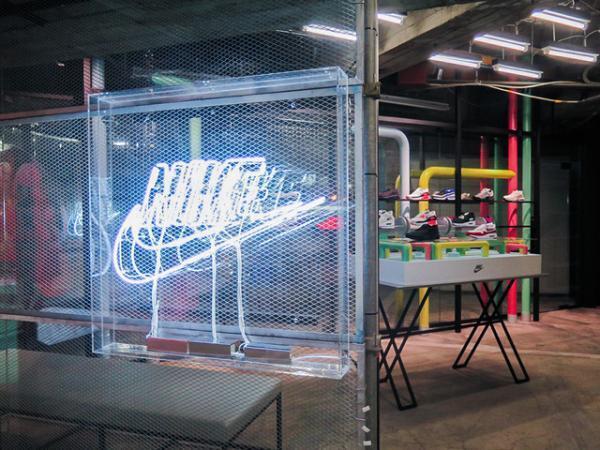 藤原ヒロシ「ザ・パーキング銀座」がソニービルの地下にオープン。限定アイテム販売や「カフェ ド ロペ」の復活も