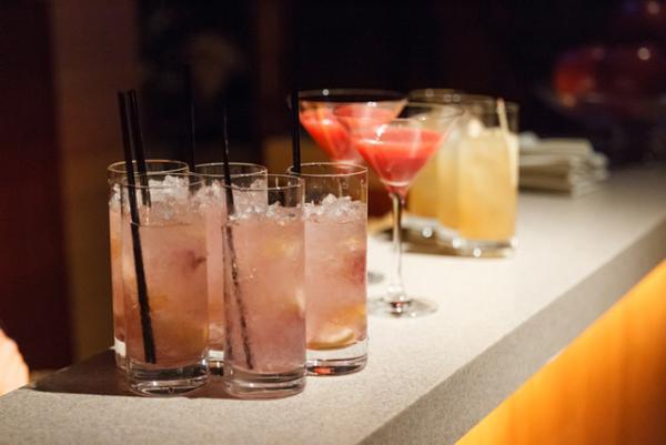 ミュウミュウの新作ショートフィルム『SEED』上映会に主演の安藤サクラ、萬波ユカ、emmaらが来場