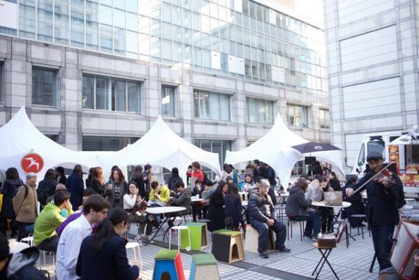 都内のビンテージセレクトショップが集結！新しい形のフリーマーケットが毎月第1日曜日に青山で開催