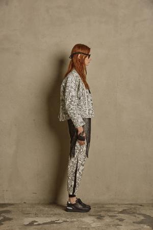 新宿伊勢丹、オニツカタイガー×アンドレア・ポンピリオ2016春夏アイテムを期間限定販売