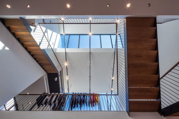 フレッドペリーの世界最大旗艦店が神宮前にオープン