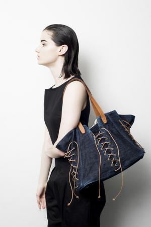 ディスコード ヨウジヤマモト、銀座三越に限定ストアオープン。“1番ちいさなディスコード”も展開