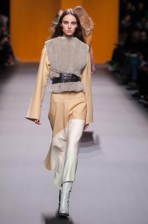 エルメス、メゾンのヘリテージに立ち返り至高の美を追求【16-17AWウィメンズ】