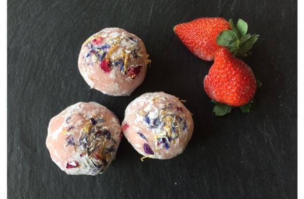 ヘルシーな和菓子屋「和のかし 巡」が代々木上原にオープン、無農薬や有機栽培による食材を使用