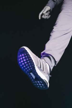 アディダス×ハイスノーバイエティー、ウルトラブースト＆キャンパス80sがベースの新作スニーカー