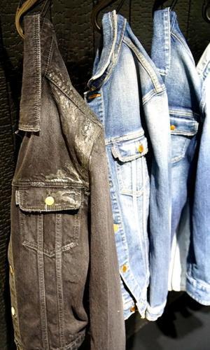 ジル・サンダー、新宿伊勢丹で岡山“焼杉” モチーフの日本限定コレクションを先行発売