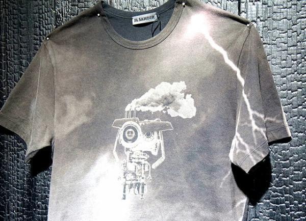 ジル・サンダー、新宿伊勢丹で岡山“焼杉” モチーフの日本限定コレクションを先行発売