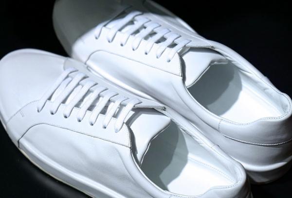 ジル・サンダー、新宿伊勢丹で岡山“焼杉” モチーフの日本限定コレクションを先行発売