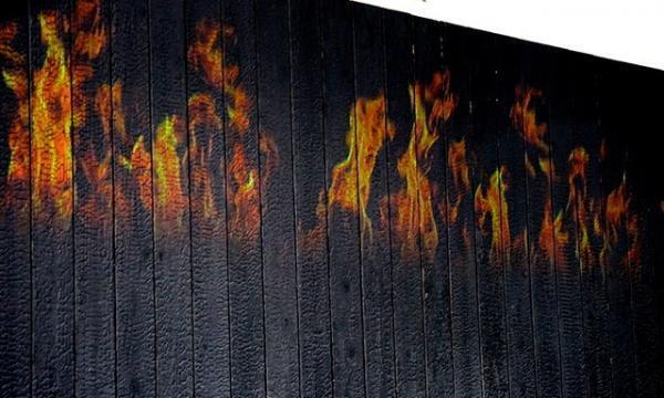 ジル・サンダー、新宿伊勢丹で岡山“焼杉” モチーフの日本限定コレクションを先行発売