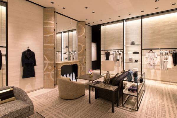 シャネルが西日本最大のブティックを心斎橋にオープン