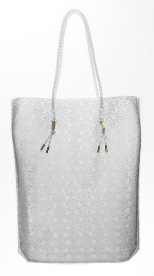 mame、PVCバッグコレクションの新作を発売。クラッチ、チェーンバッグなど全4型