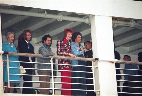 1973 年初来日時の船上写真(横浜港)