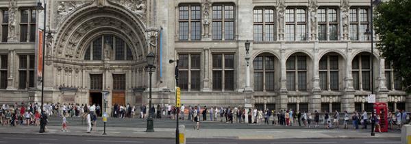 デヴィッド・ボウイの大回顧展が来年1月上陸、アジアでは日本のみの開催