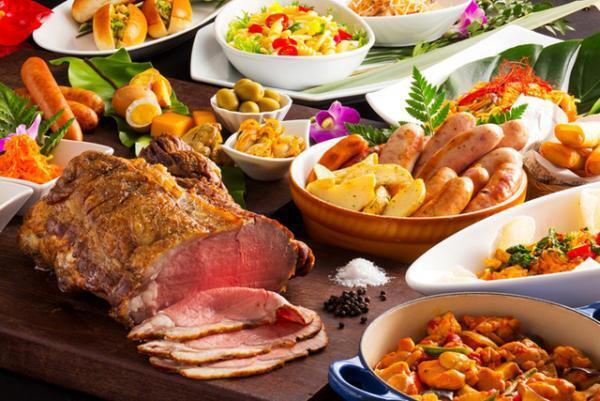 プールサイドでBBQ！ホテルニューオータニ大阪にビアガーデンがオープン