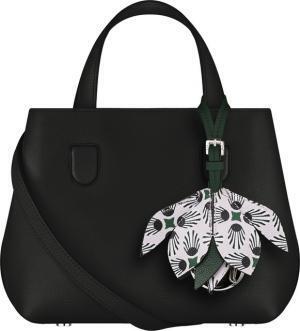 ディオール、“日本の桜”をイメージした日本限定バッグ発売