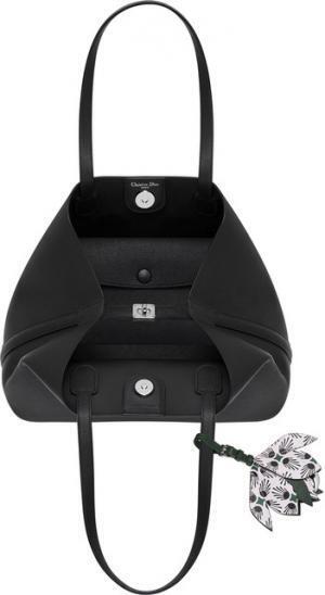 ディオール、“日本の桜”をイメージした日本限定バッグ発売