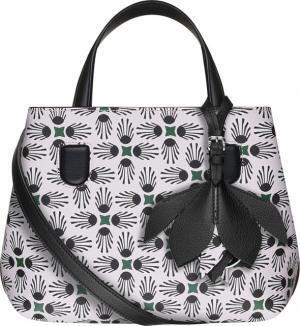 ディオール、“日本の桜”をイメージした日本限定バッグ発売