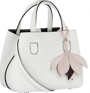 ディオール、“日本の桜”をイメージした日本限定バッグ発売