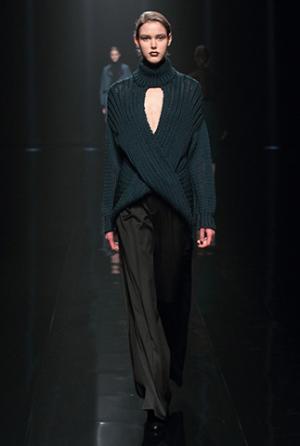 ハナエモリ マニュスクリ、暗影に映る華麗な花々。無機物と有機物の融合を表現【16-17AWウィメンズ】