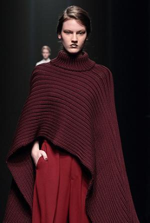 ハナエモリ マニュスクリ、暗影に映る華麗な花々。無機物と有機物の融合を表現【16-17AWウィメンズ】