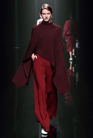 ハナエモリ マニュスクリ、暗影に映る華麗な花々。無機物と有機物の融合を表現【16-17AWウィメンズ】